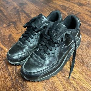 Nike Air Max 90 : All Black : good condition